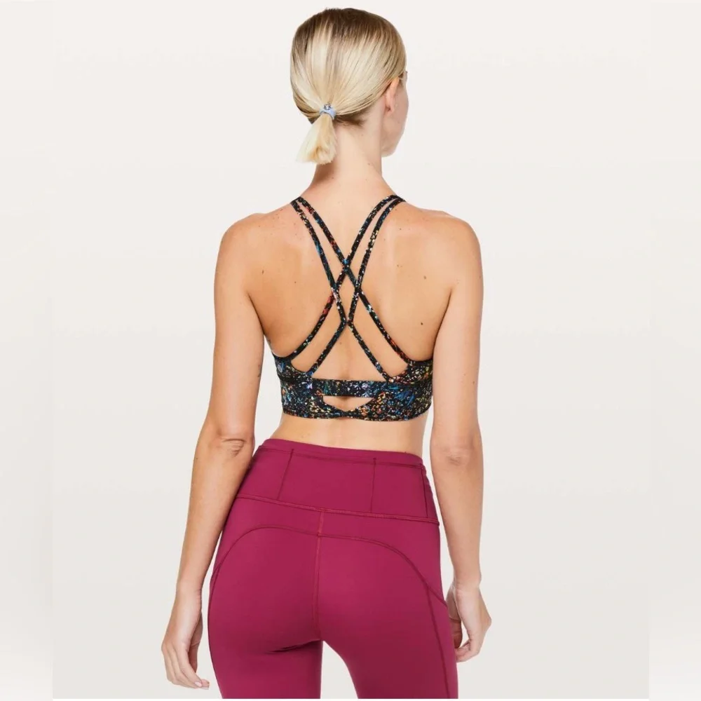 Lululemon Wake & Train Long Line Bra
Flowerescent Multi / Black size 6 RIDE - Picture 10 of 10